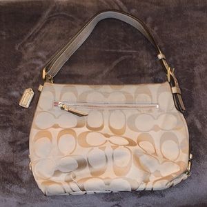 Coach hobo shoulder bag